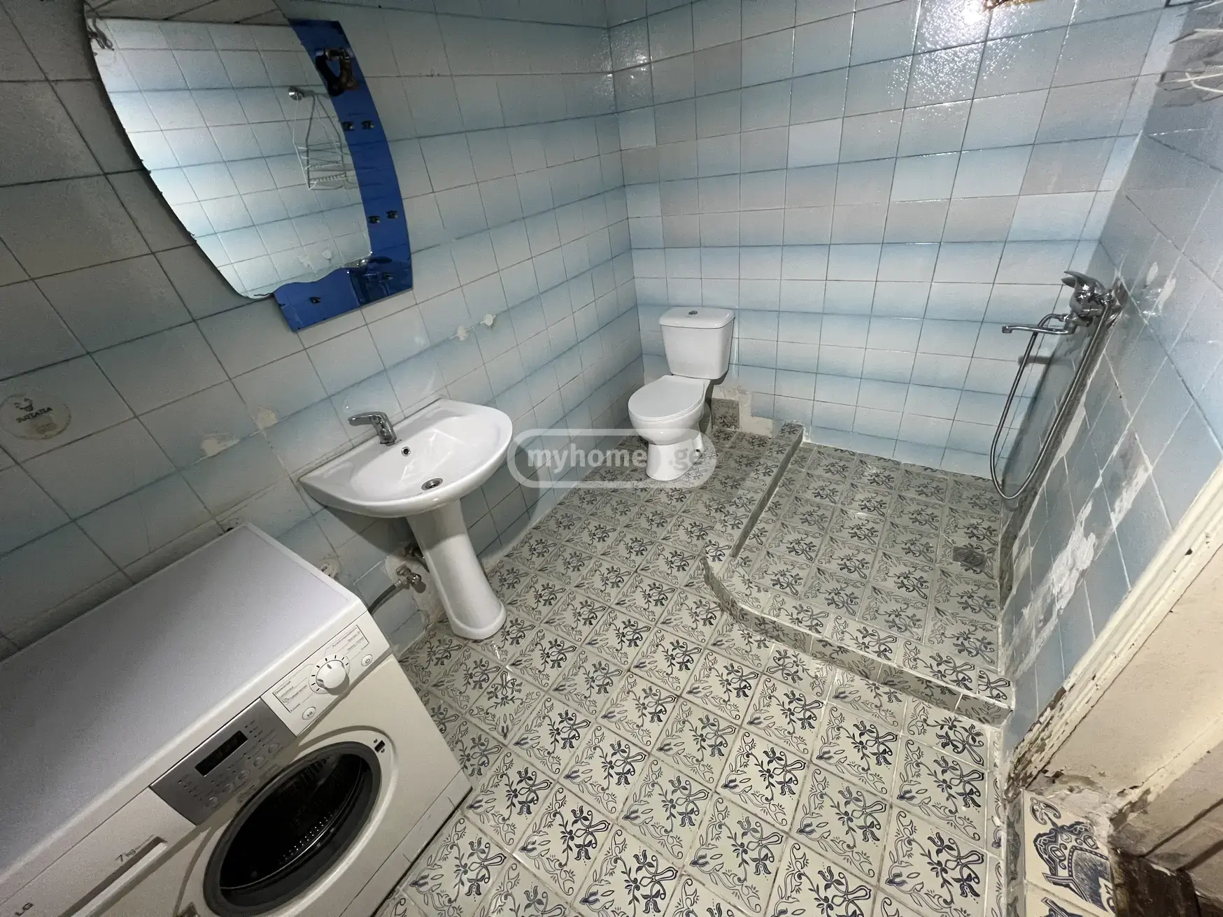 3 Room Private House For Rent Asatiani, In Qutaisi view 6