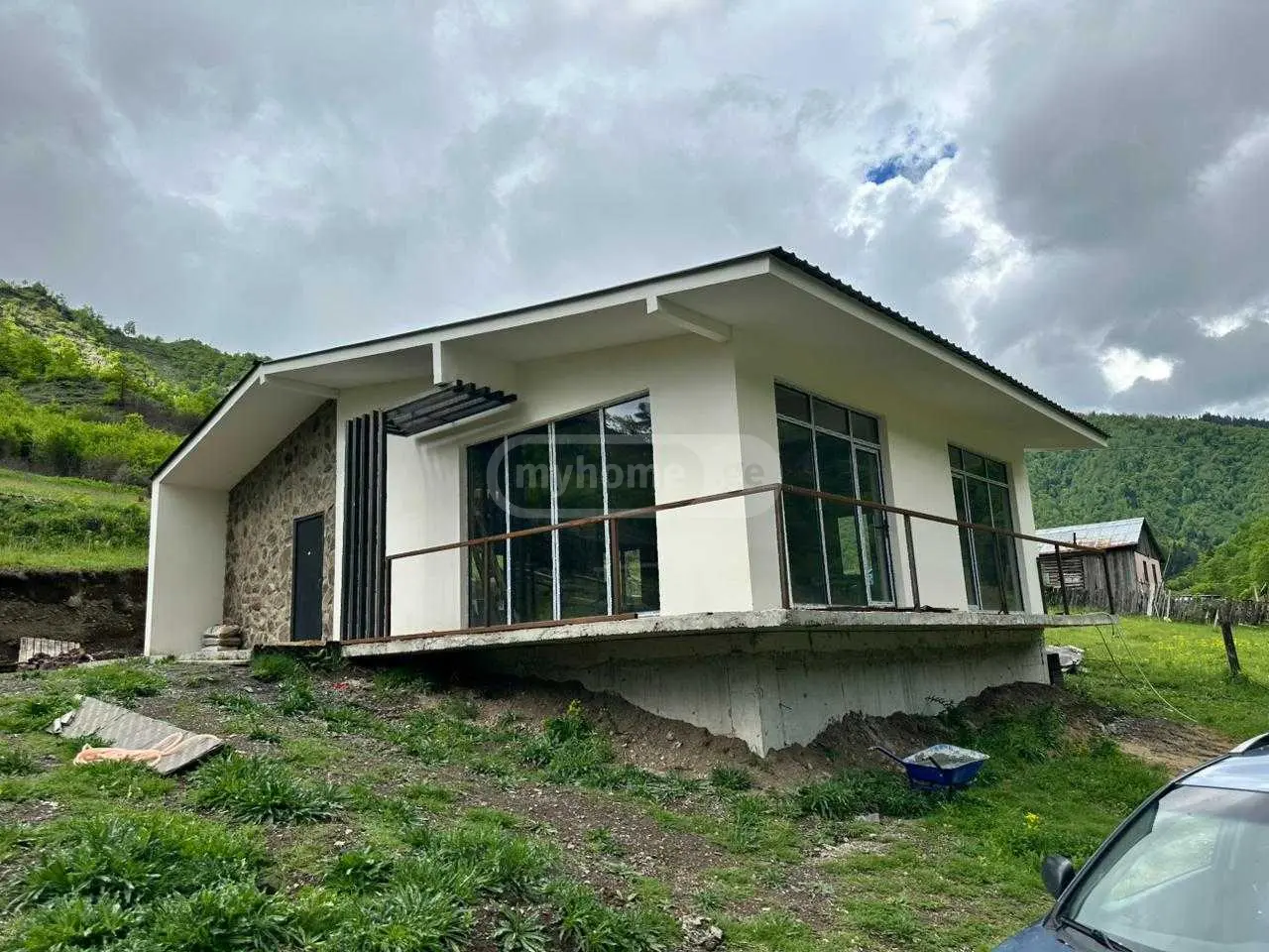4 Room Country House For Sale view 1