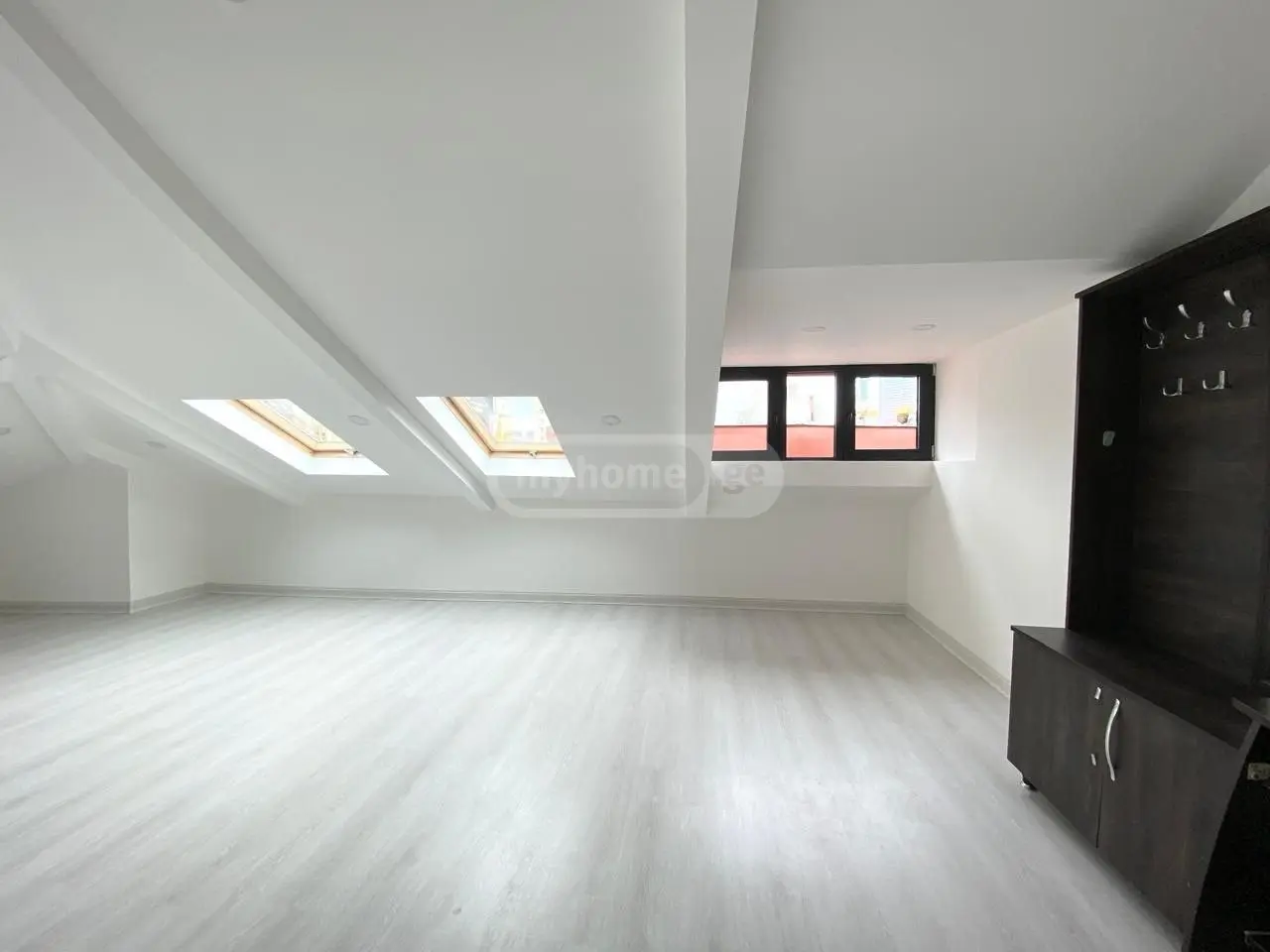Studio Apartment For Sale view 20