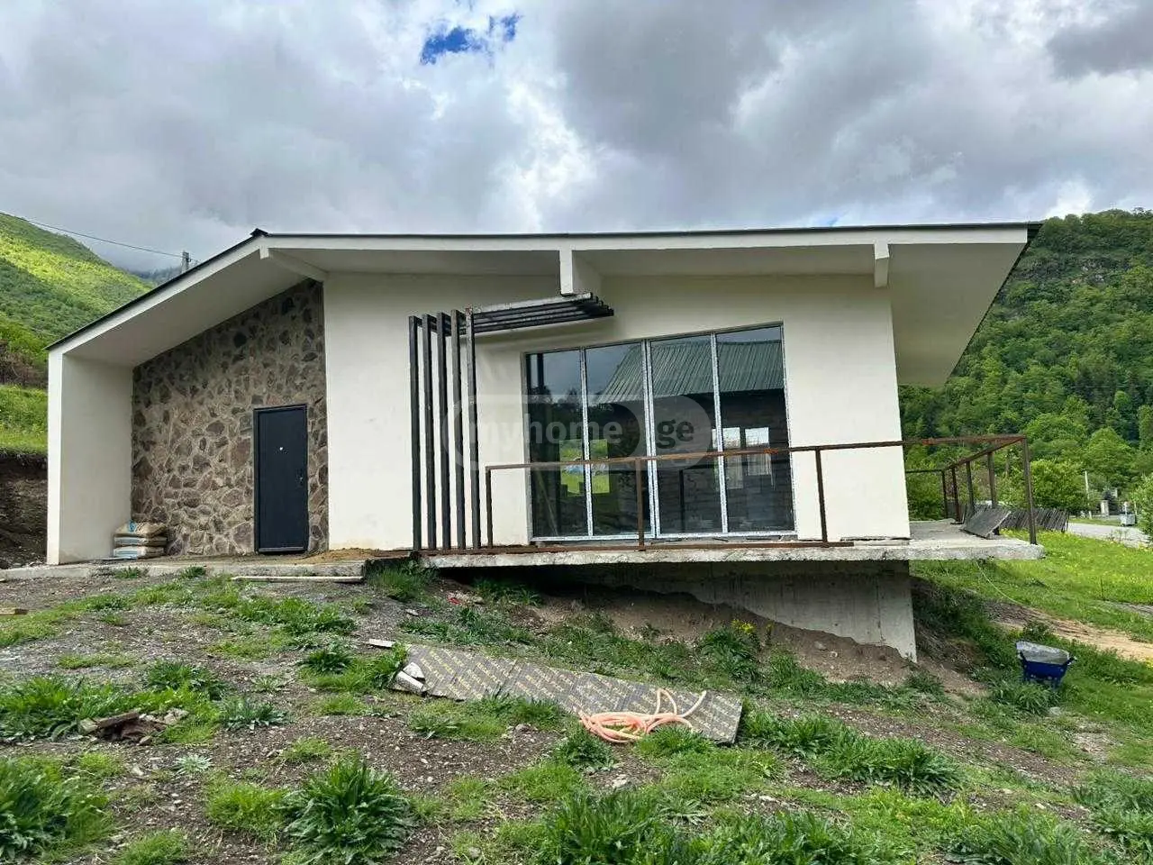 4 Room Country House For Sale view 3