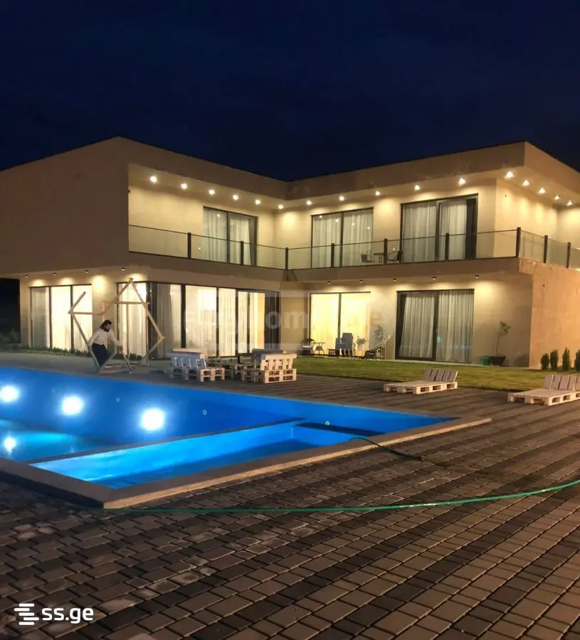 8 Room Private House For Rent In Saguramo, In Mtskheta Municipality view 1