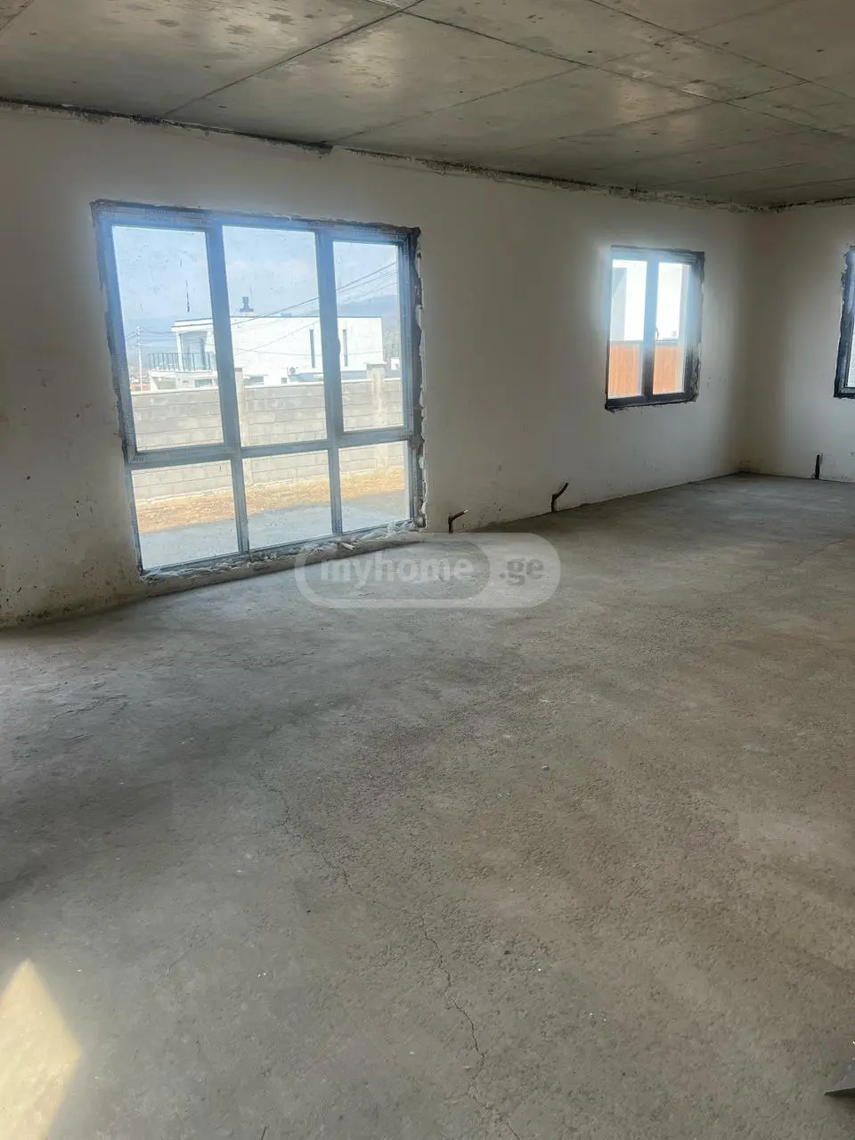 6 Room Country House For Sale view 12