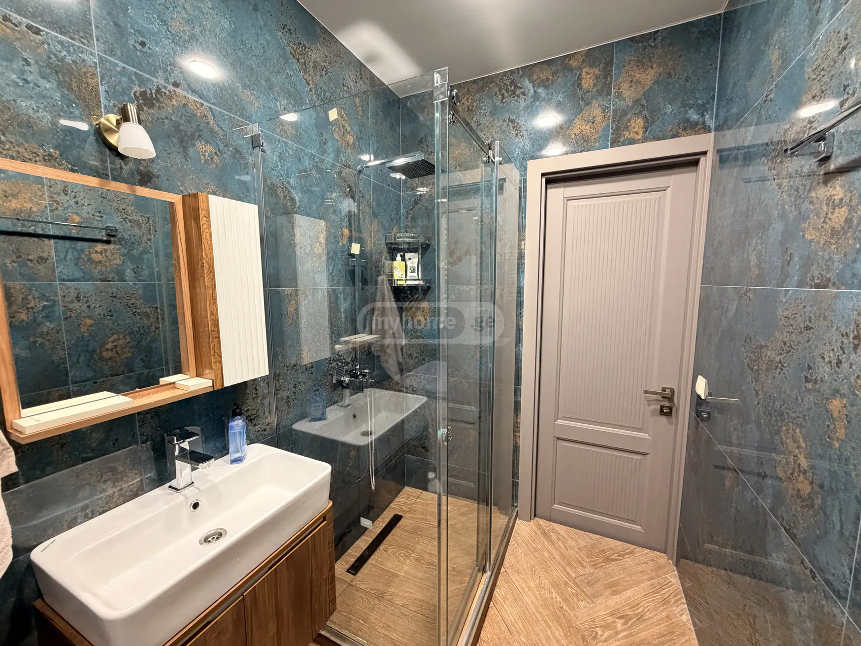 3 Room Apartment Daily Rent In Gldani view 4