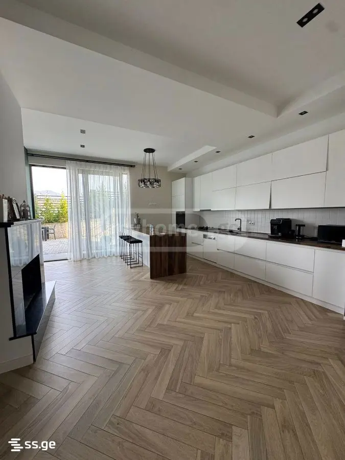 8 Room Private House For Rent In Saguramo, In Mtskheta Municipality view 10