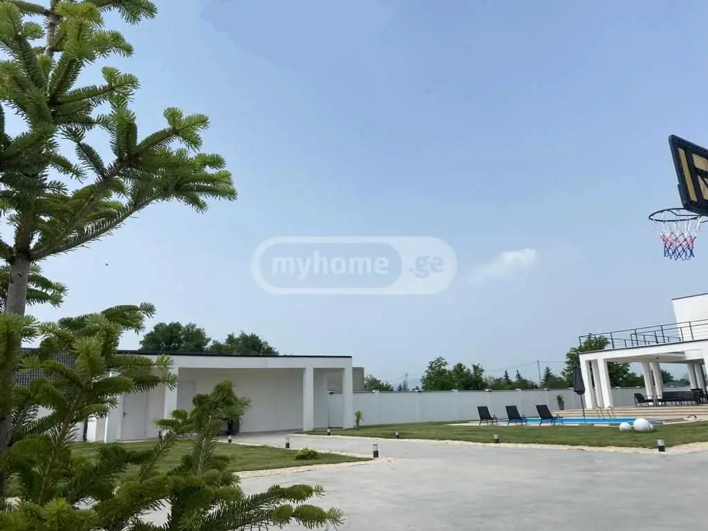 7 Room Private House For Rent In Mtskheta view 4