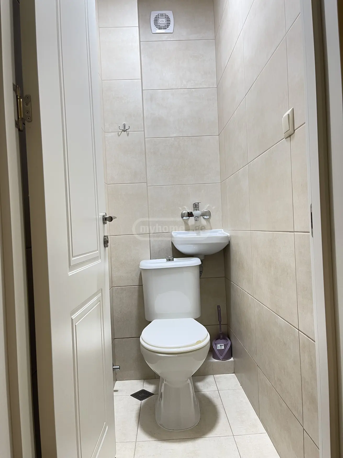 3 Room Apartment Daily Rent In Old Batumi District, In Batumi view 11
