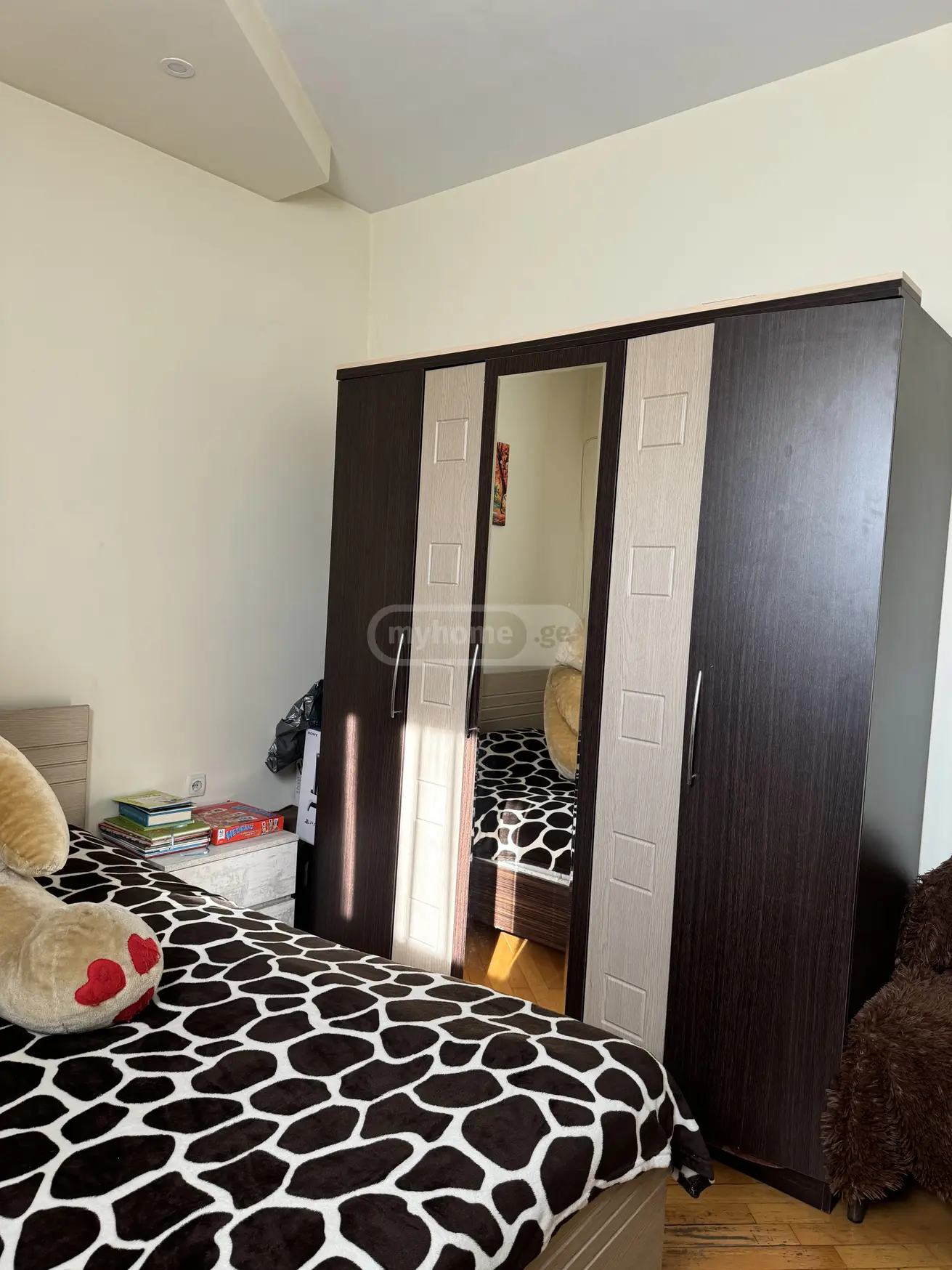 6 Room Private House For Sale view 12