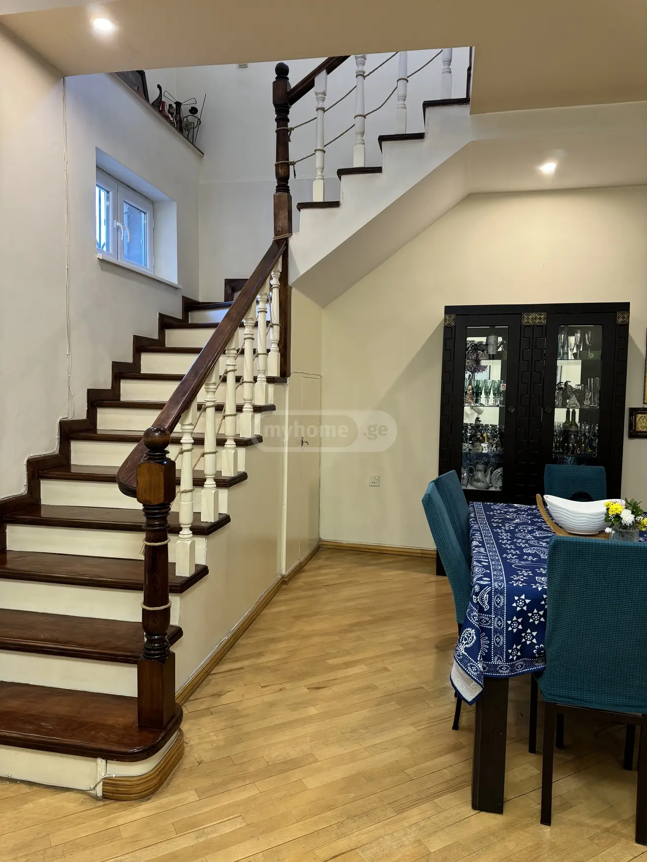 6 Room Private House For Sale view 8