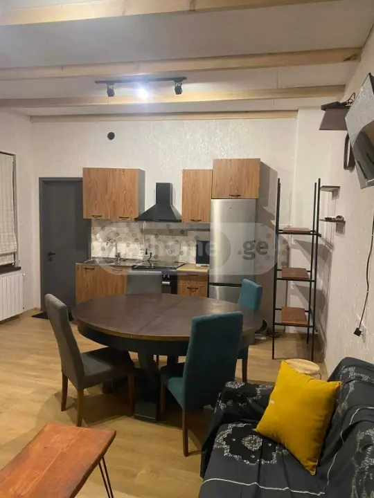 იყიდება 3-ოთახი ბინა view 2