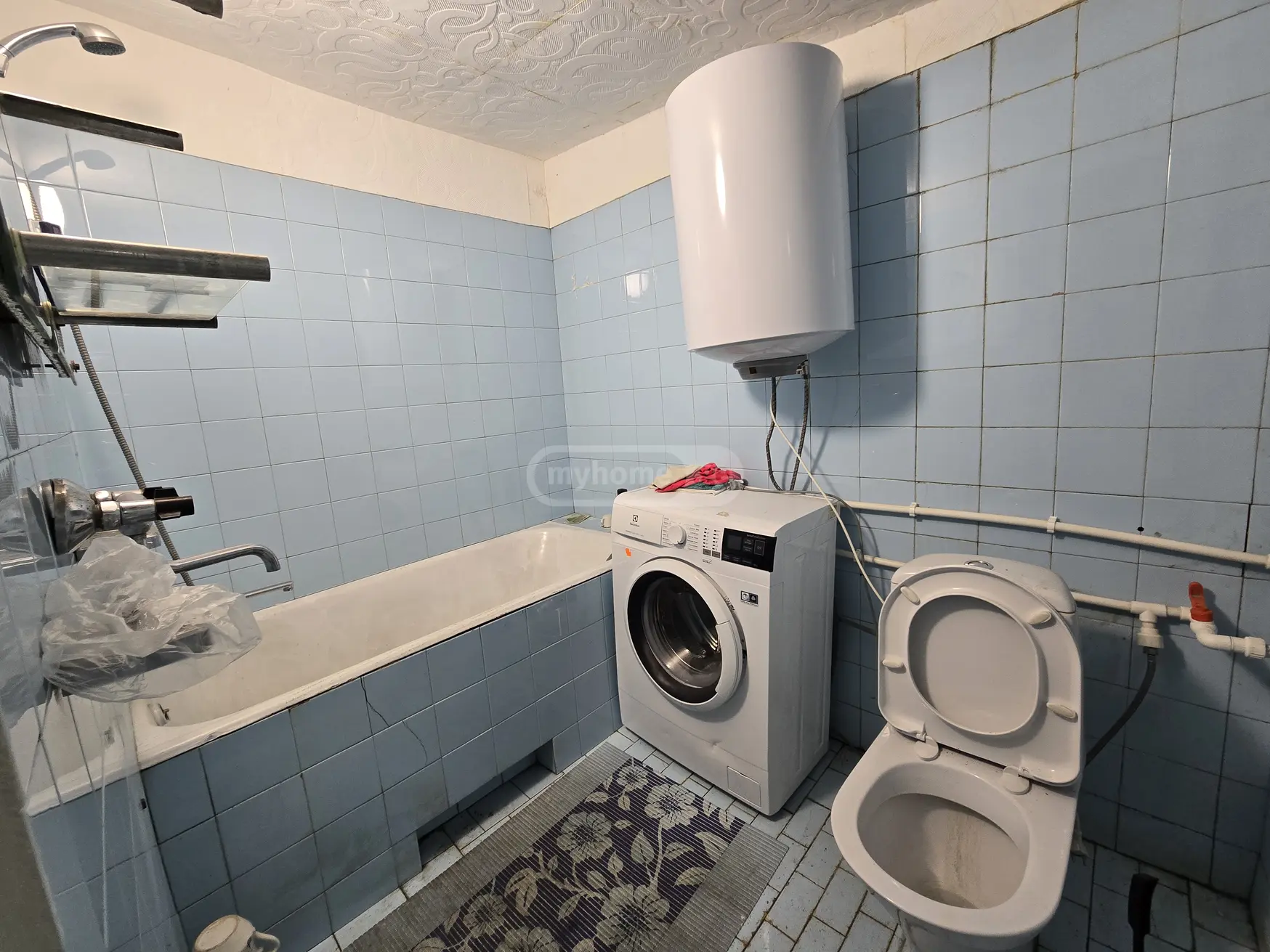 6 Room Private House For Sale view 15