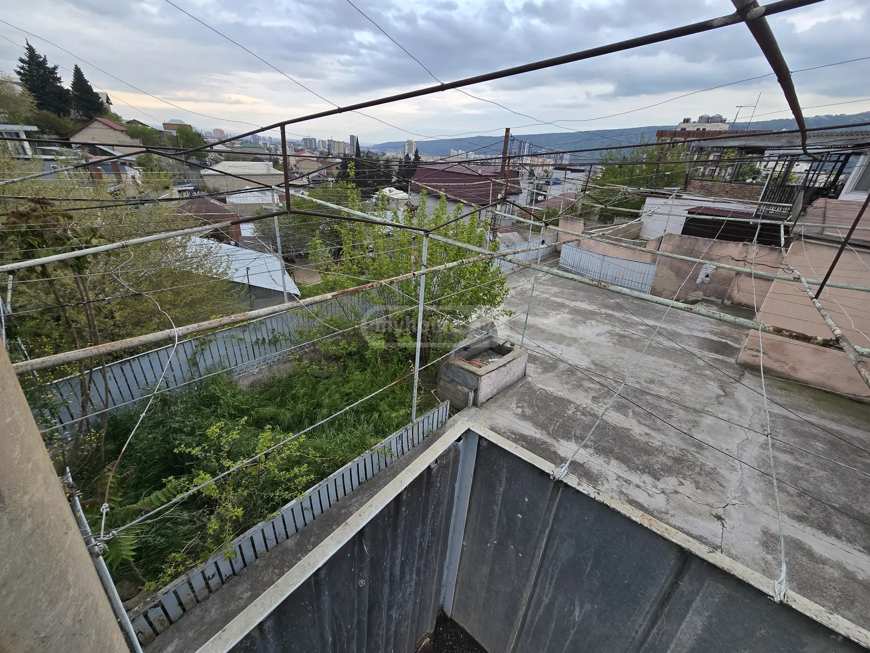 6 Room Private House For Sale view 5