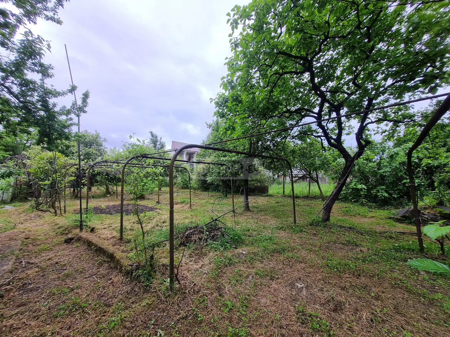 6 Room Private House For Sale view 10