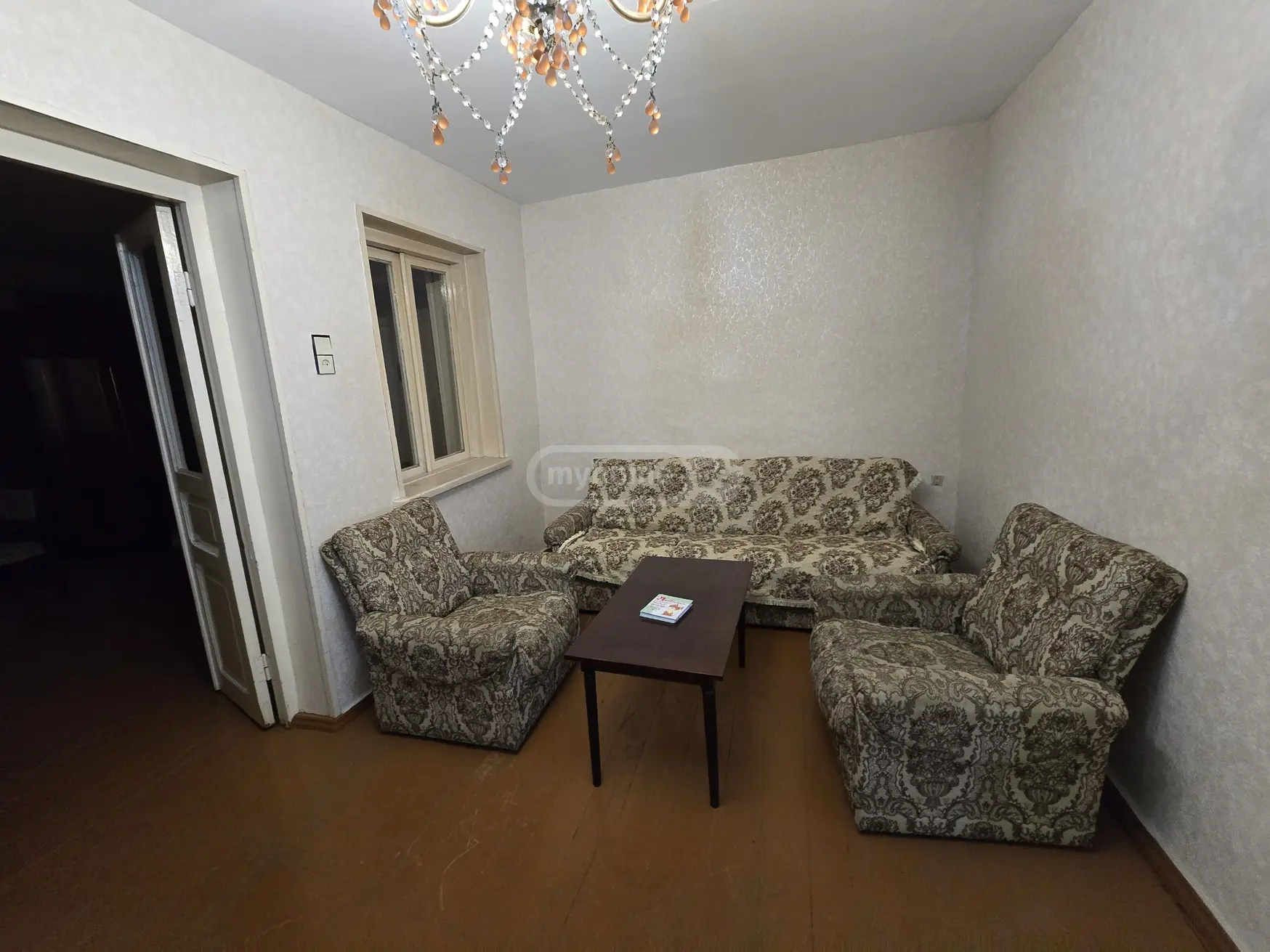 6 Room Private House For Sale view 14