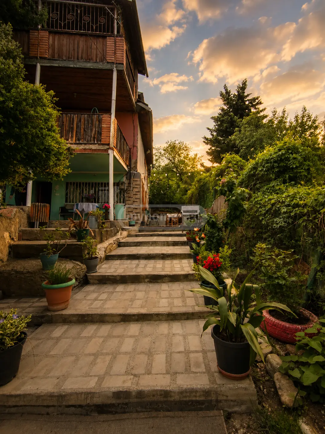 6 Room Private House Daily Rent In Gldani view 1
