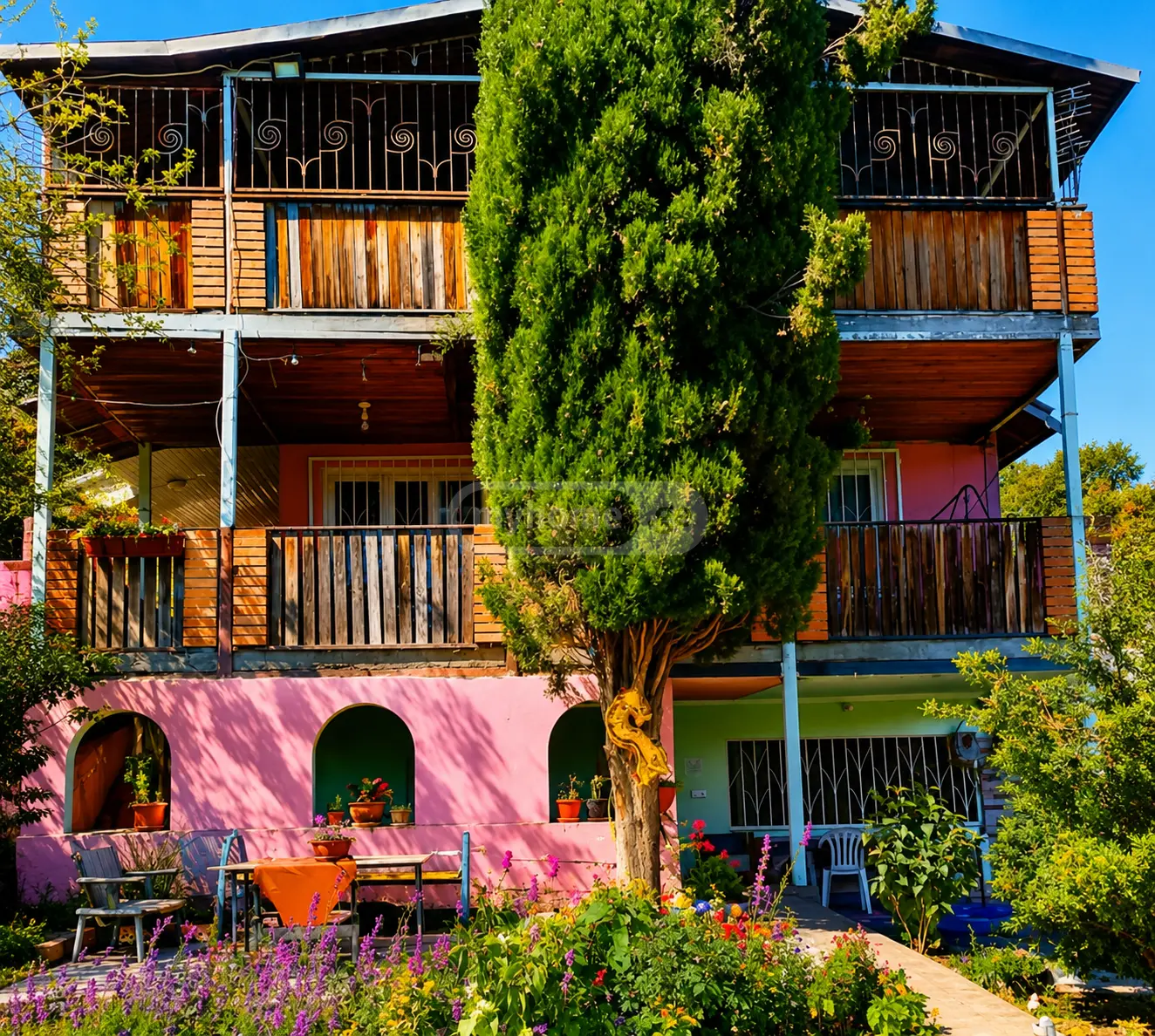 6 Room Private House Daily Rent In Gldani view 2