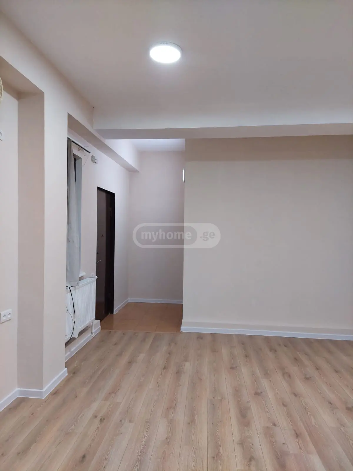 Office Commercial Area For Rent In Vera view 10