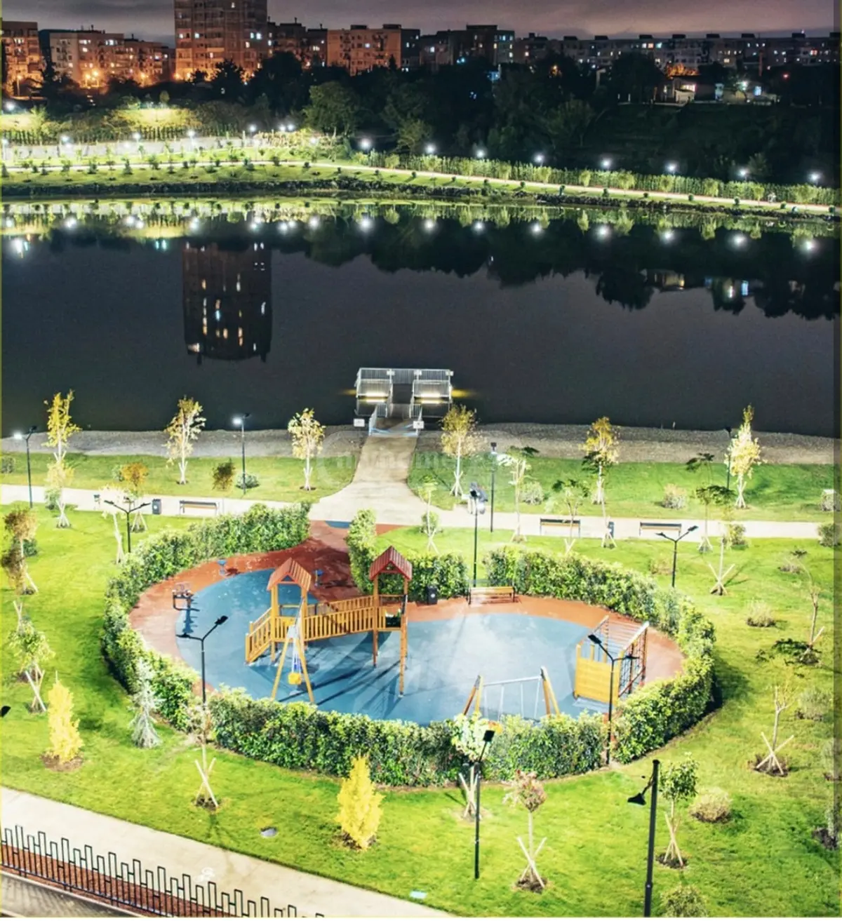 7 Room Private House For Sale view 13
