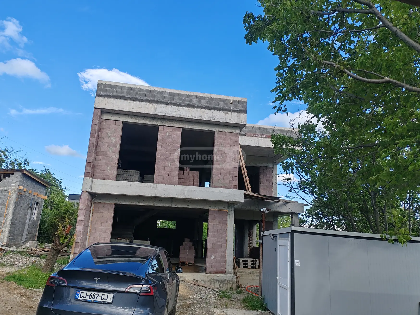 7 Room Private House For Sale view 9