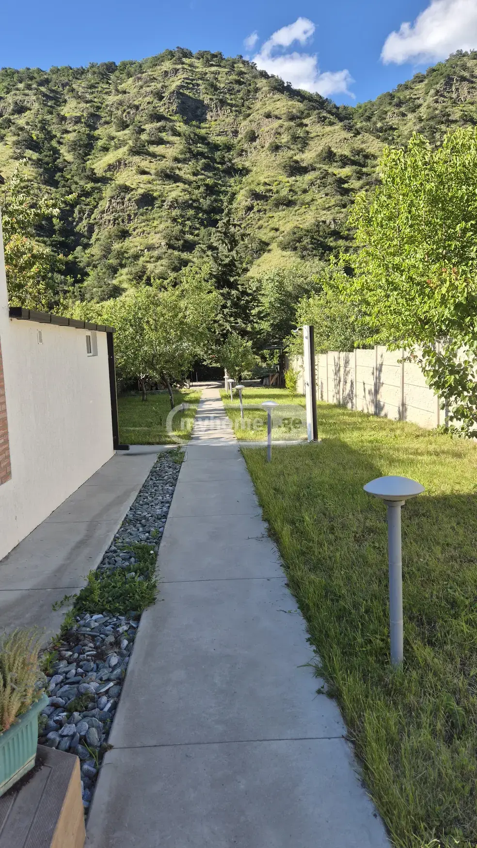 6 Room Private House For Rent In Mtskheta view 4