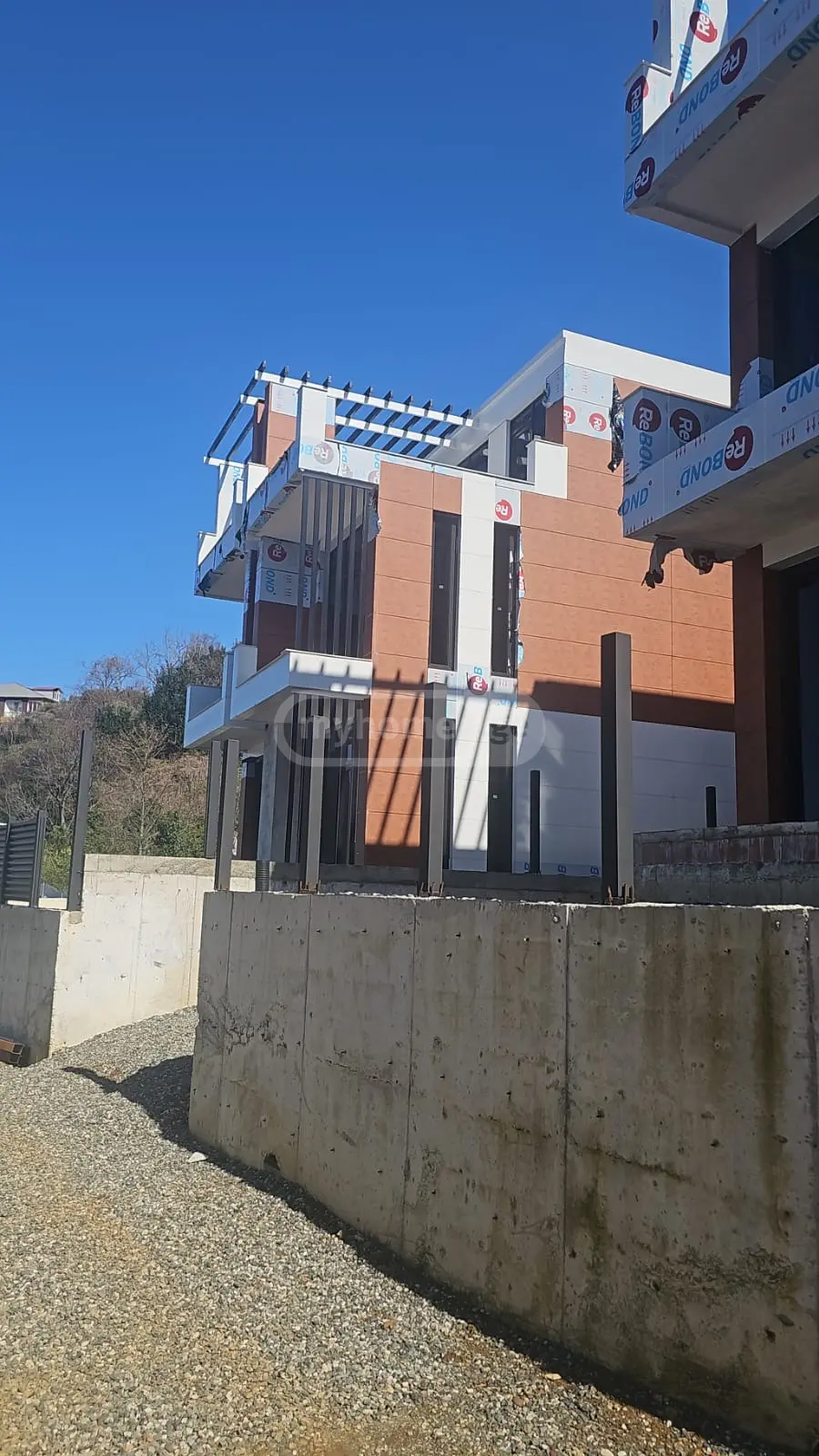 6 Room Private House For Sale view 3
