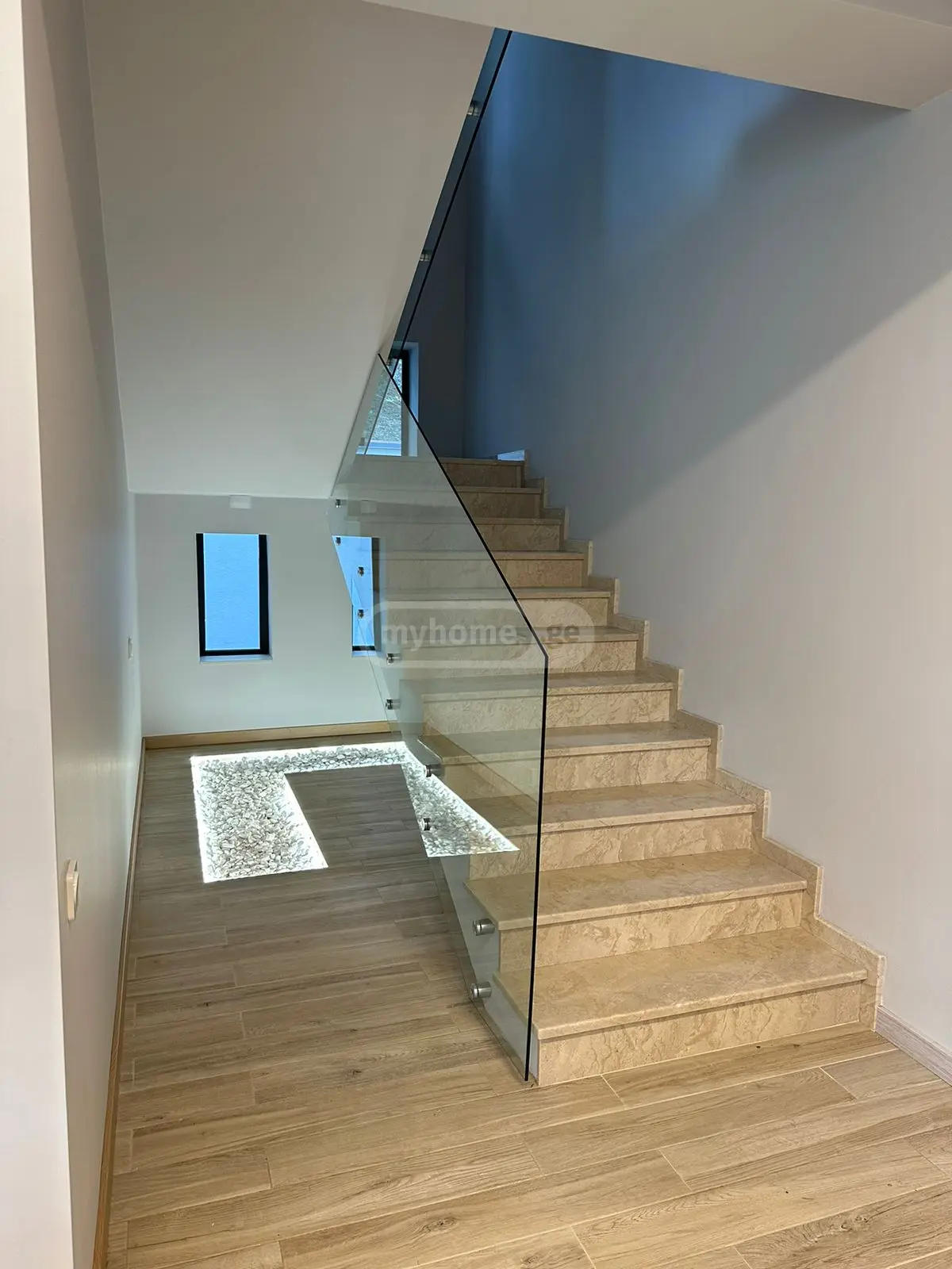 8 Room Private House For Rent In Digomi view 10