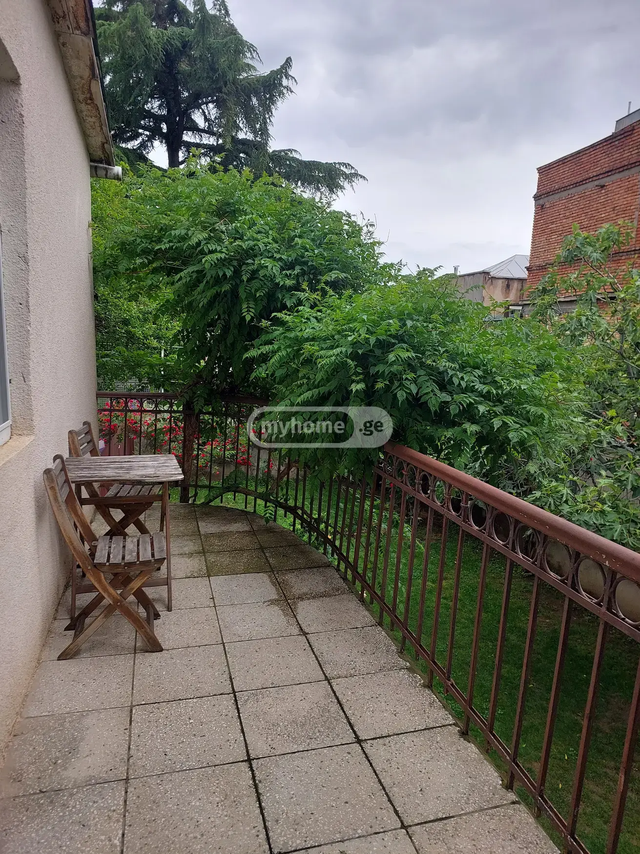7 Room Private House For Rent In Vake view 3