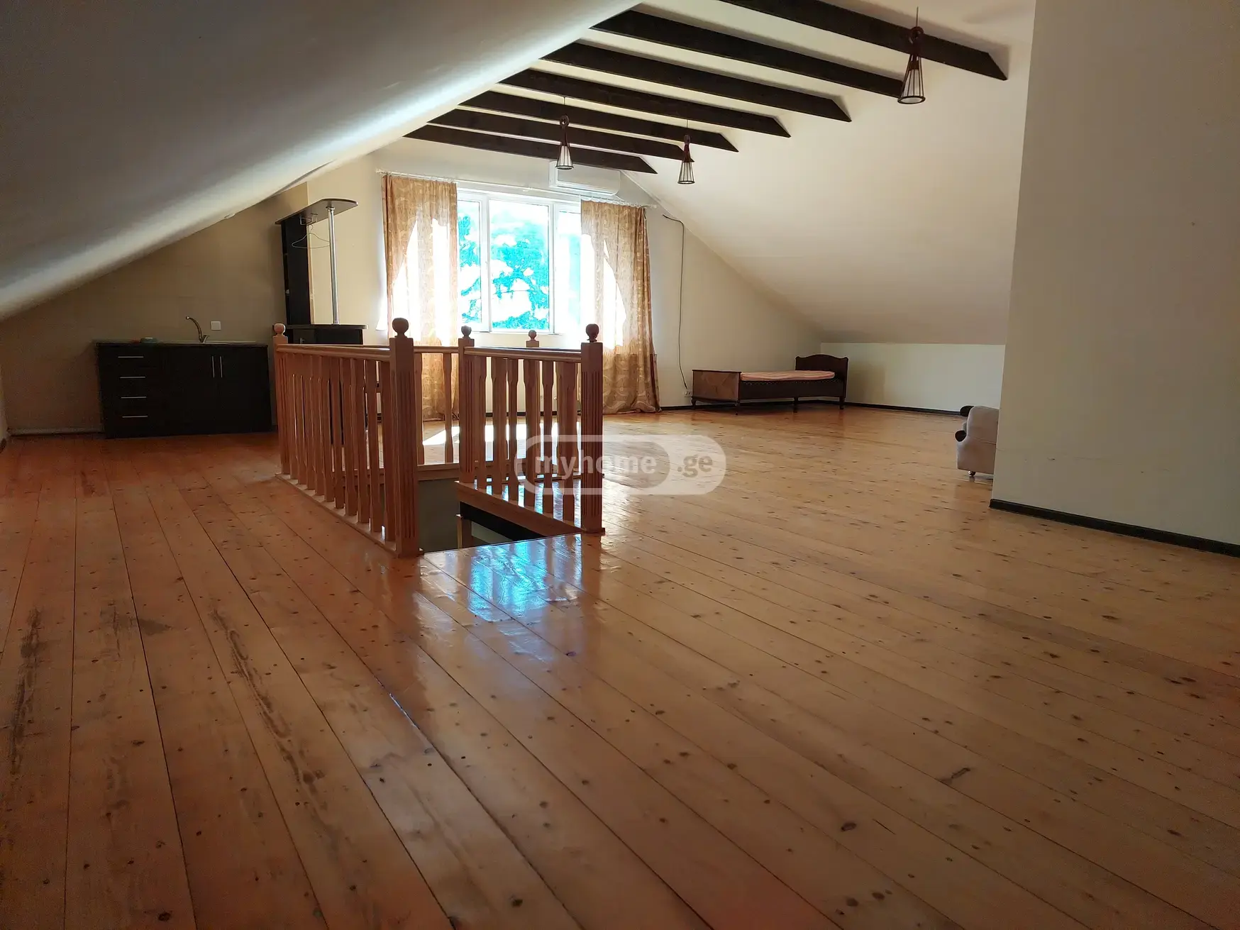 7 Room Private House For Rent In Vake view 9
