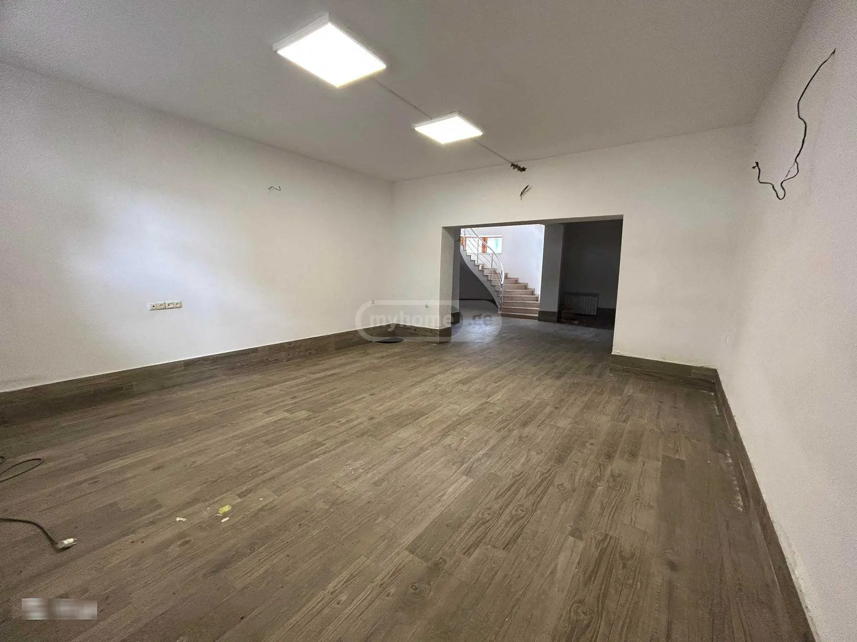 10+ Room Private House For Rent In Vake view 3