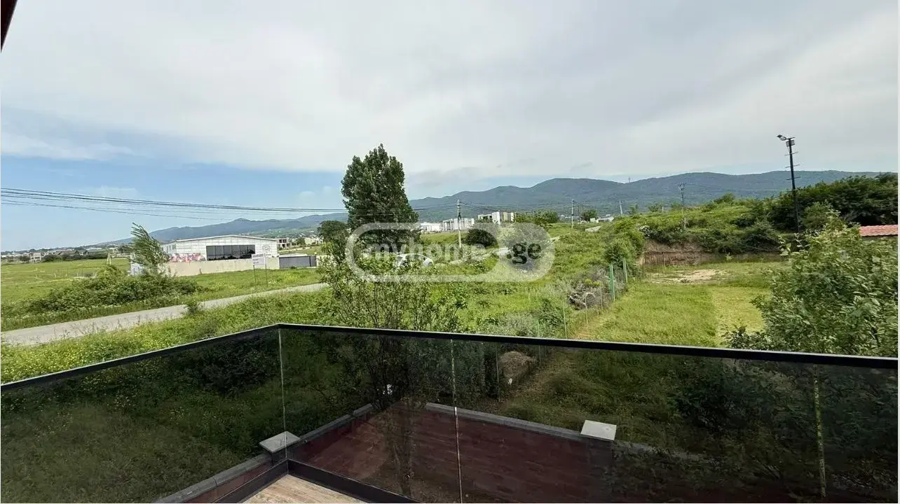5 Room Country House For Sale view 9