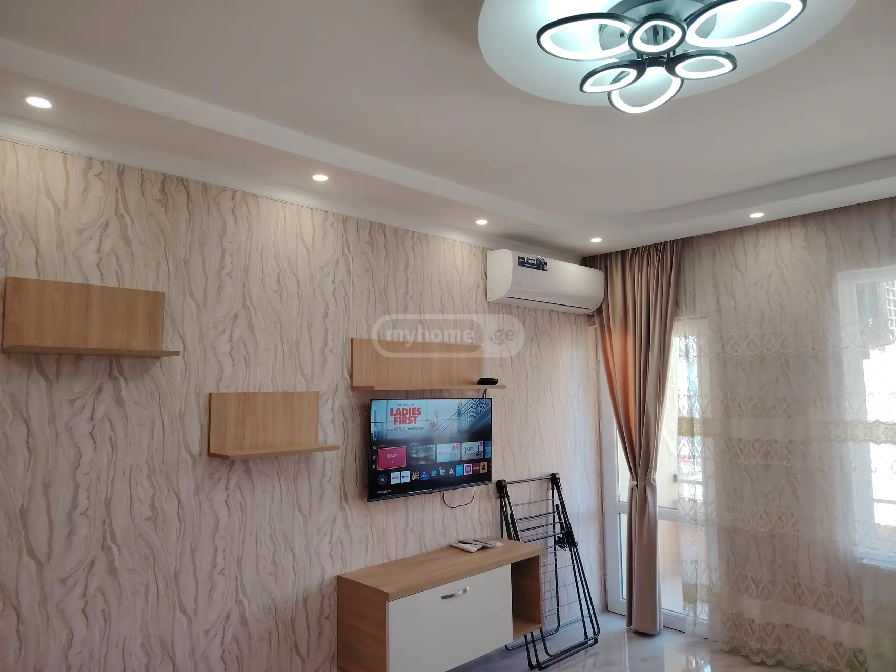 3 Room Apartment For Rent In Gori view 2