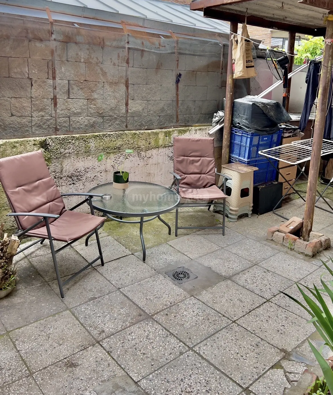 2 Room Private House For Sale view 9