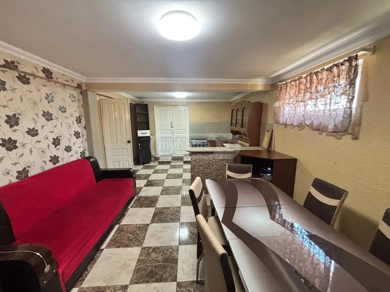7 Room Private House For Rent In Foti view 3