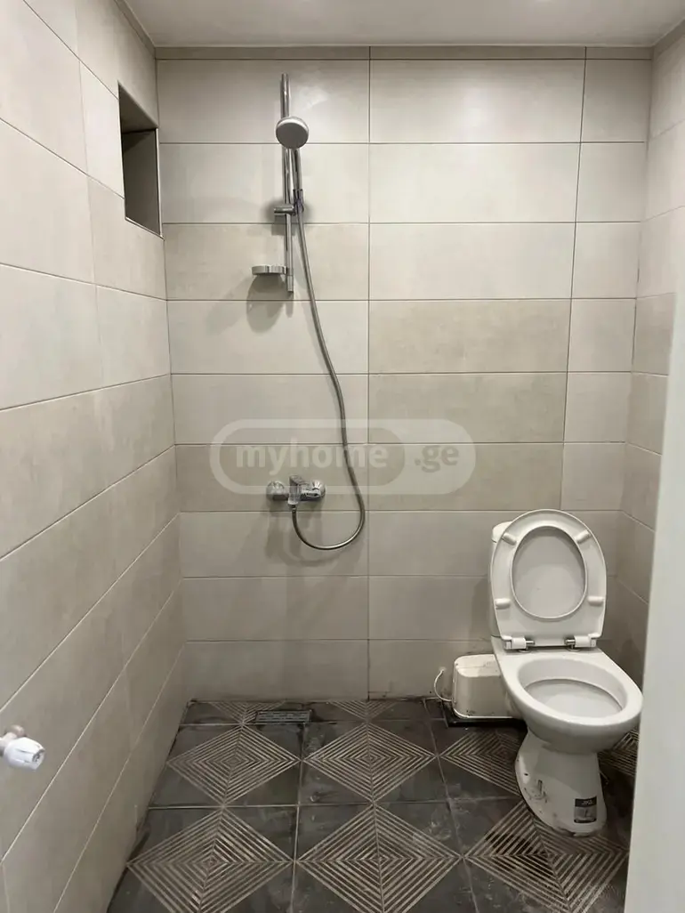 Universal Commercial Area For Rent In Old Batumi District, In Batumi view 7