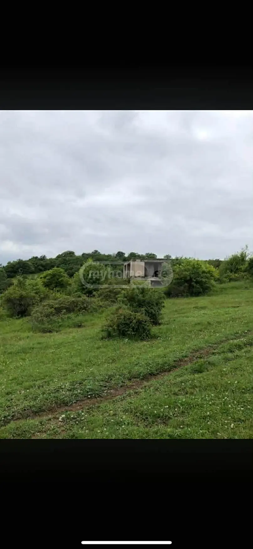 6 Room Private House For Sale view 2