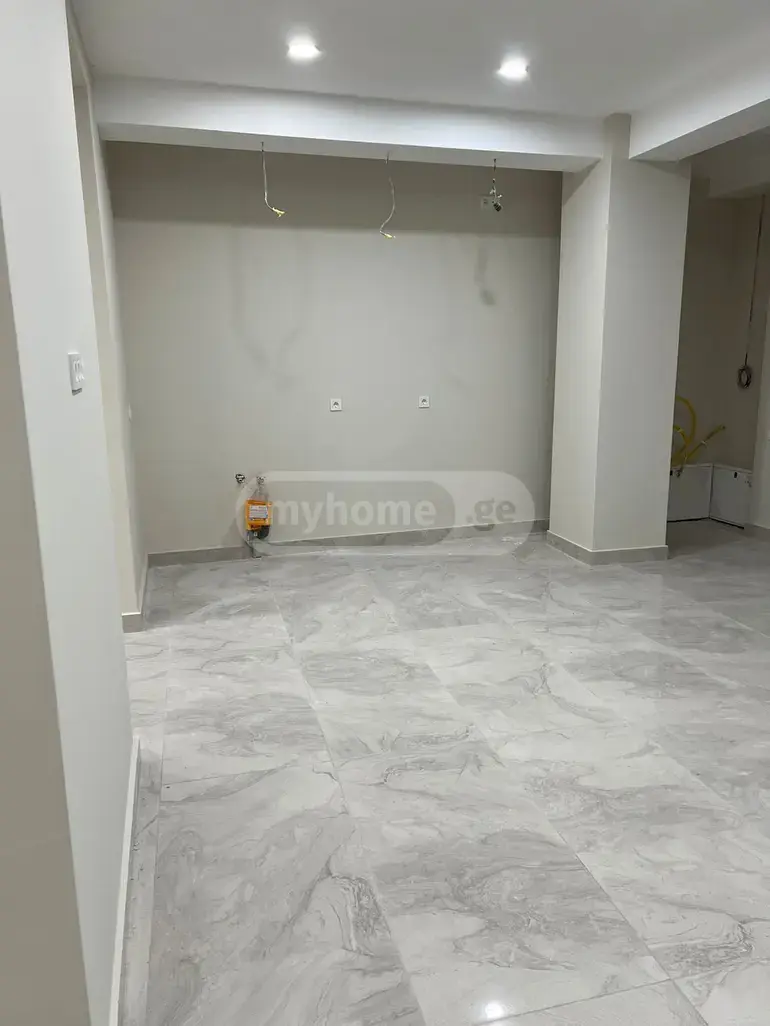 Universal Commercial Area For Rent In Old Batumi District, In Batumi view 8