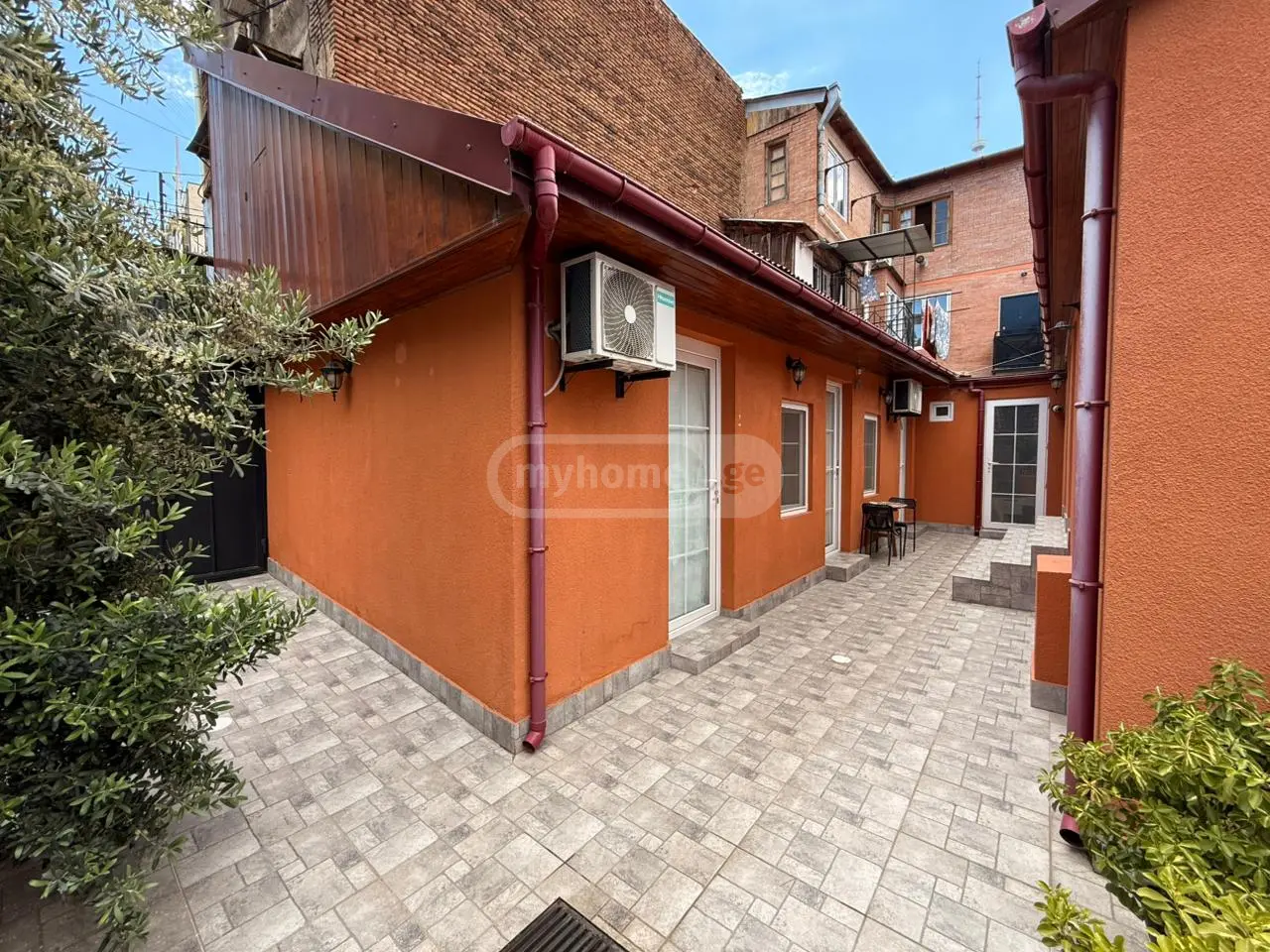 6 Room Private House For Sale view 11