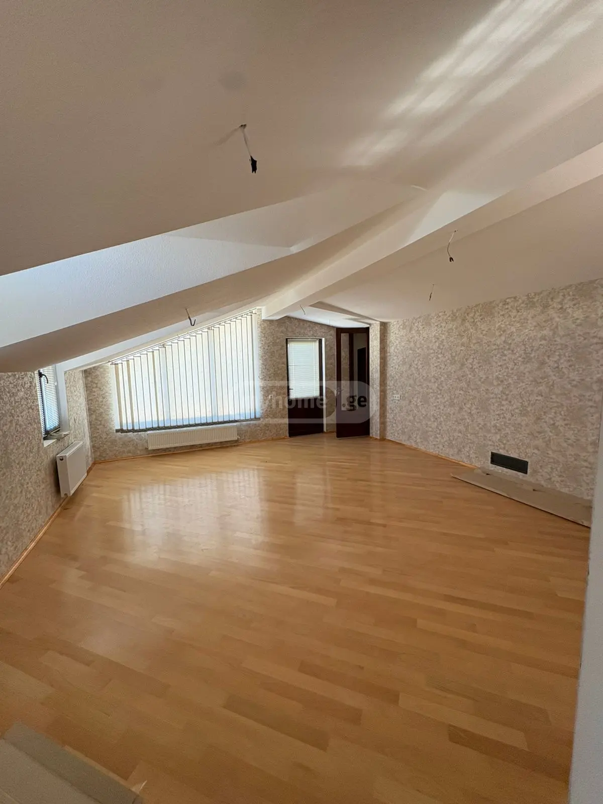 10+ Room Hotel For Rent In Telavi view 14