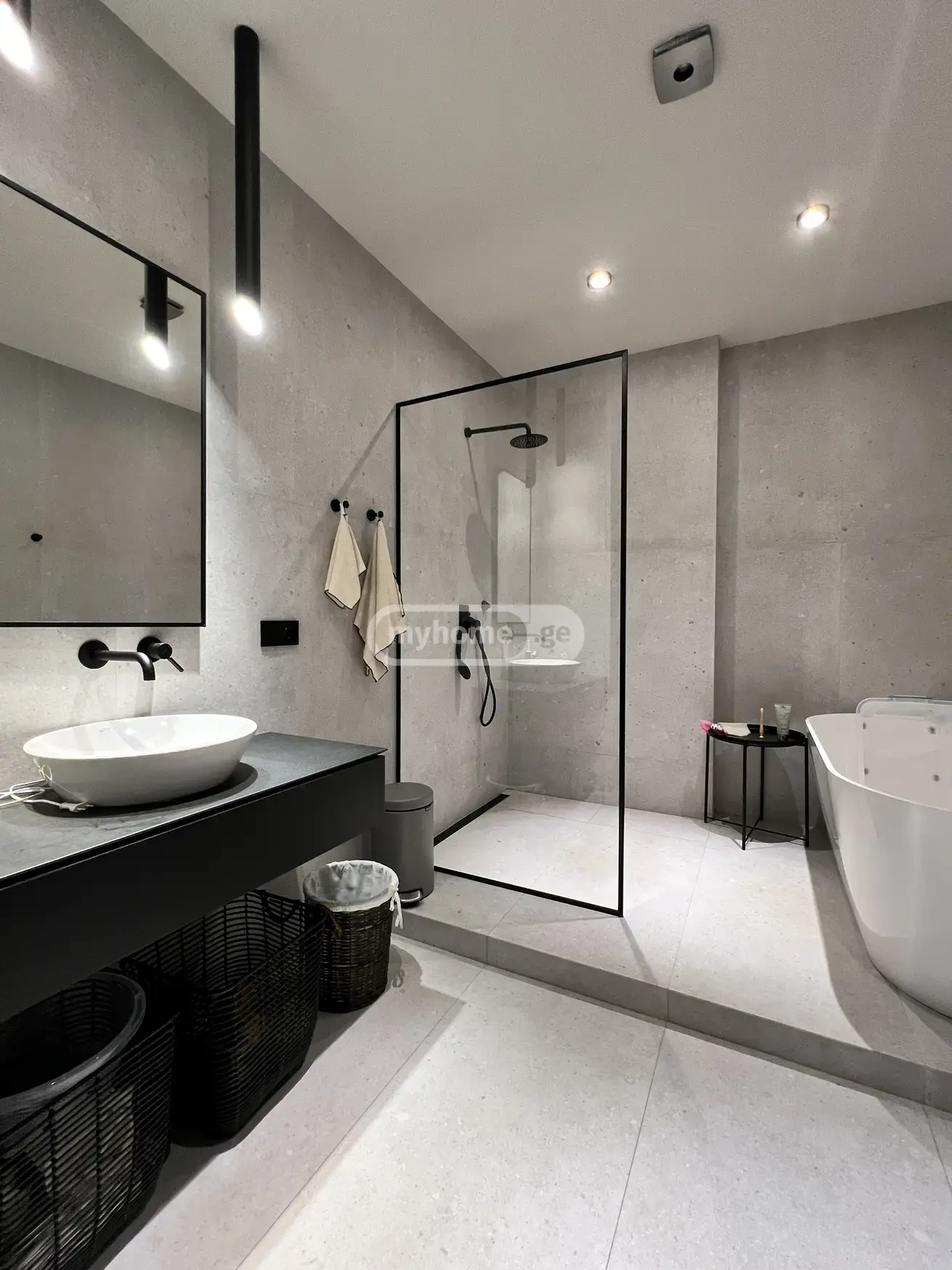 7 Room Private House For Sale view 7