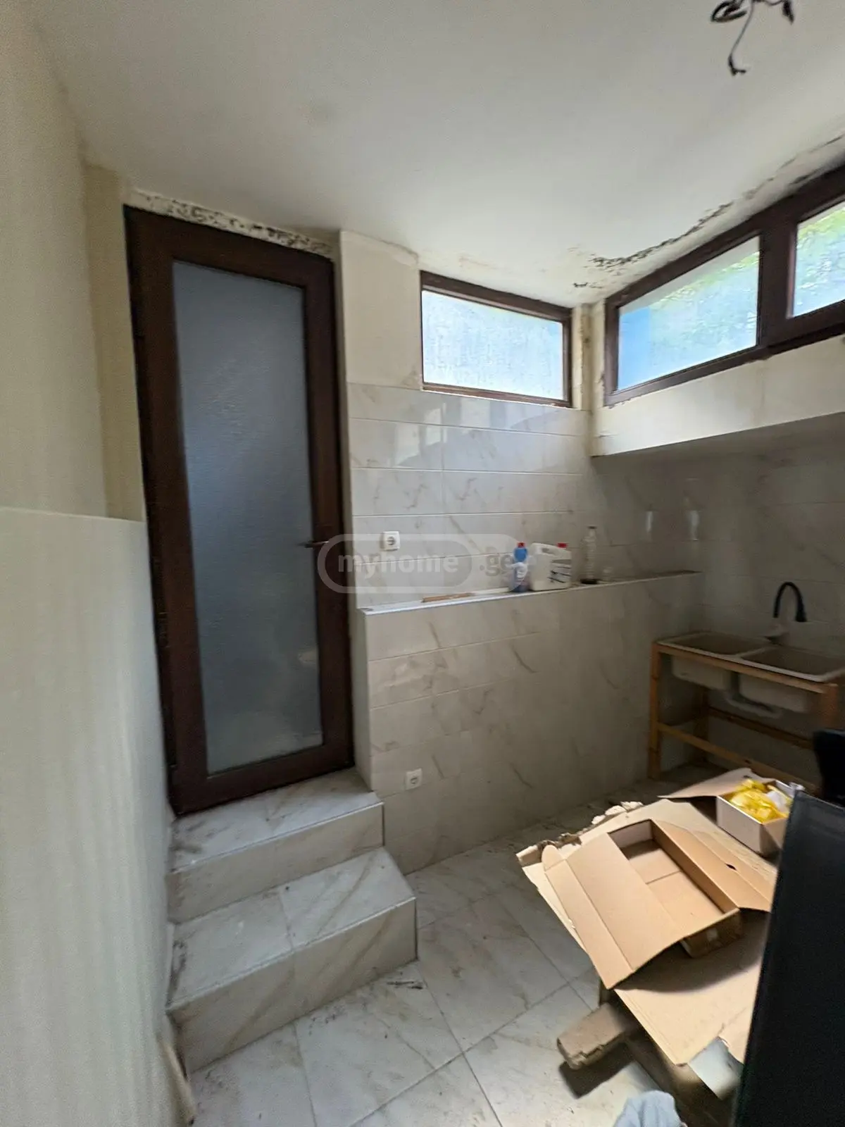 10+ Room Hotel For Rent In Telavi view 7