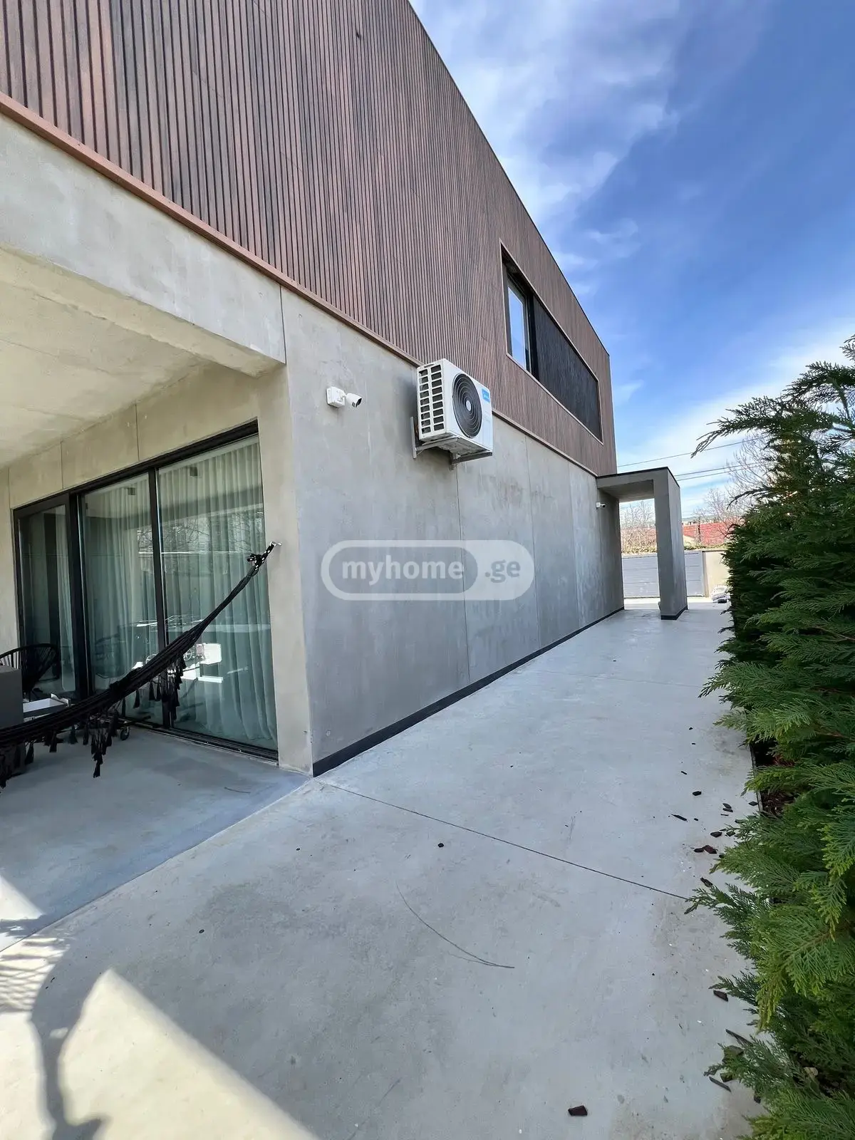 7 Room Private House For Sale view 13
