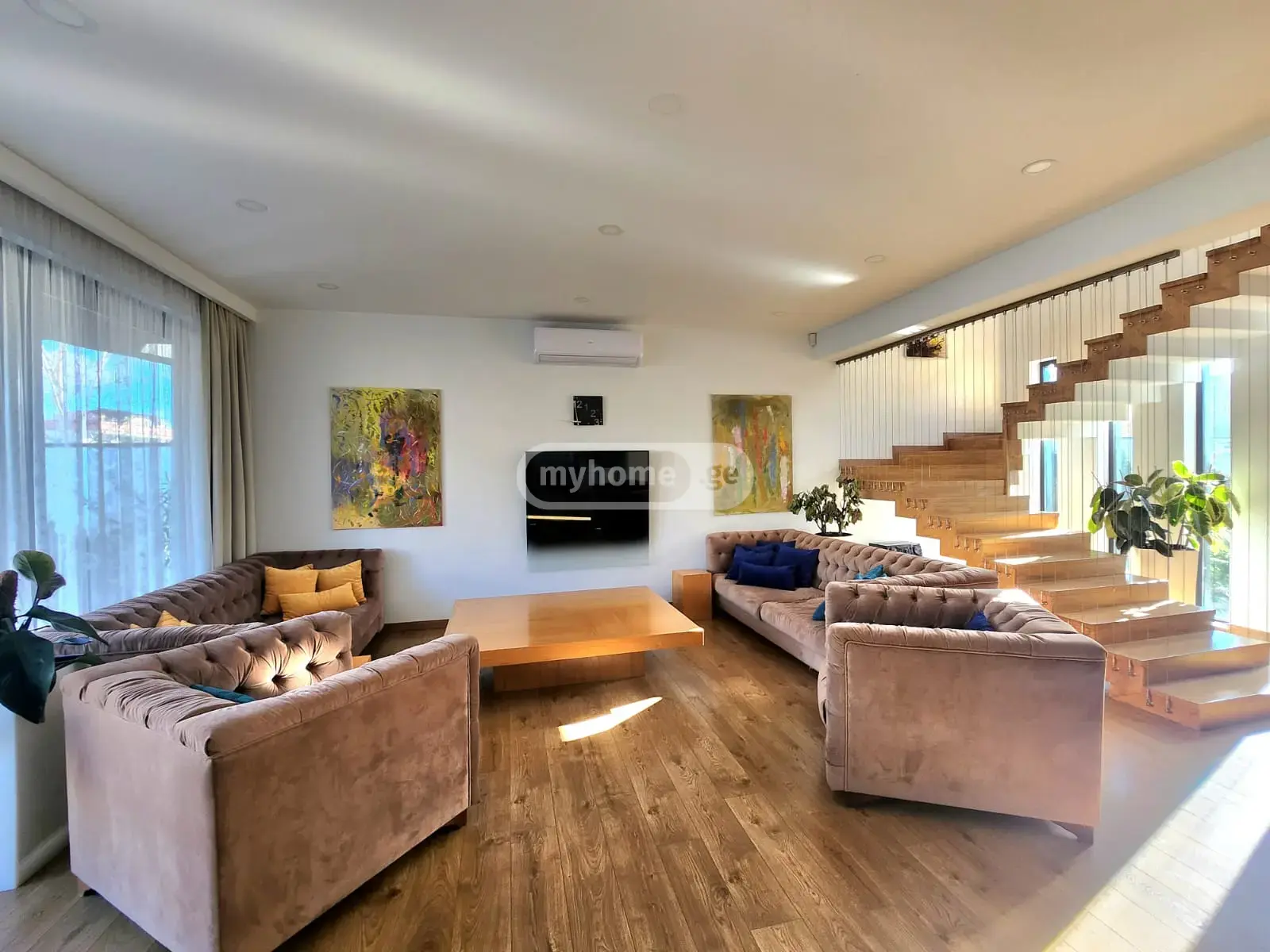 7 Room Private House For Sale view 11