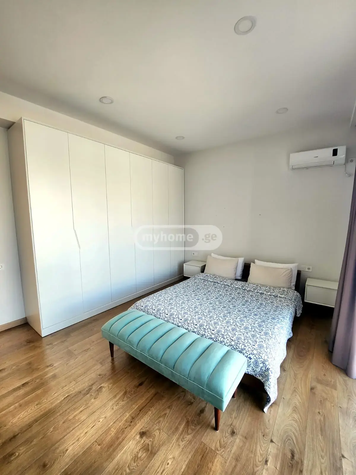 7 Room Private House For Sale view 13