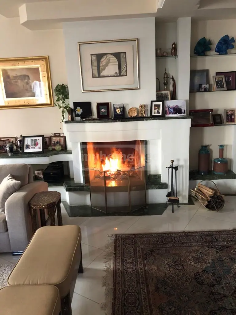 6 Room Private House For Sale view 4