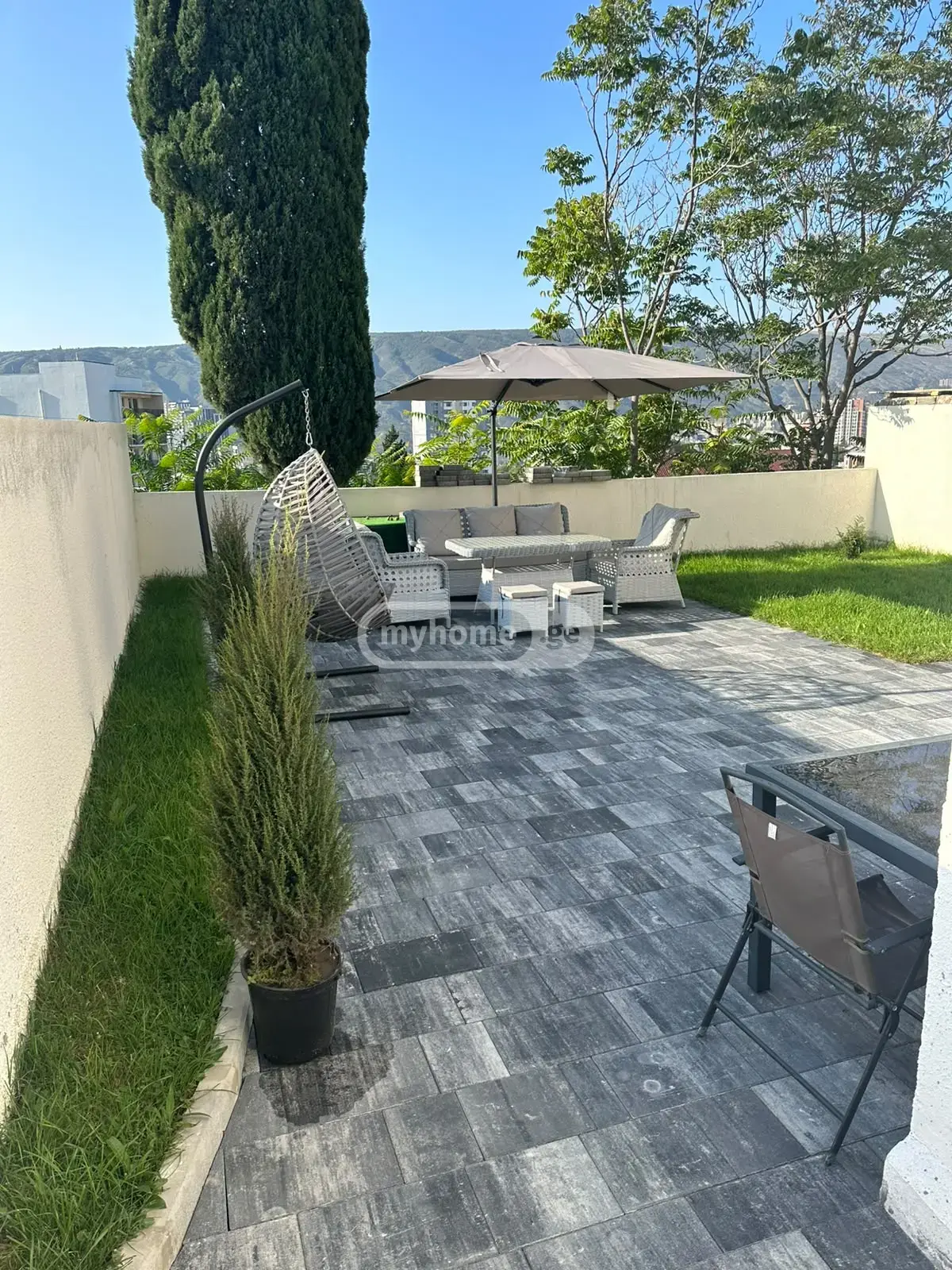 6 Room Private House For Rent In Isani view 2