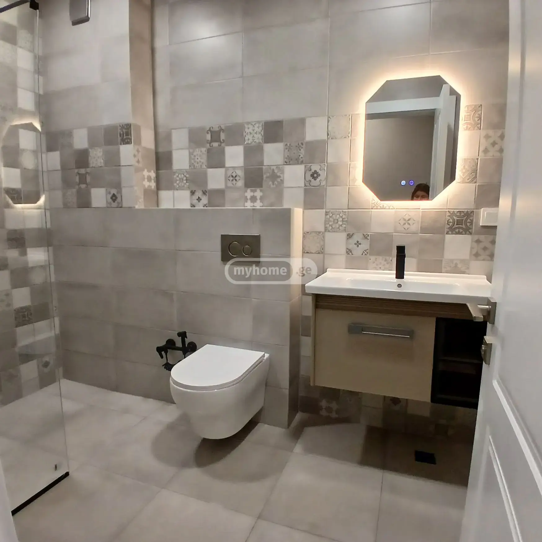 3 Room Apartment For Sale view 6