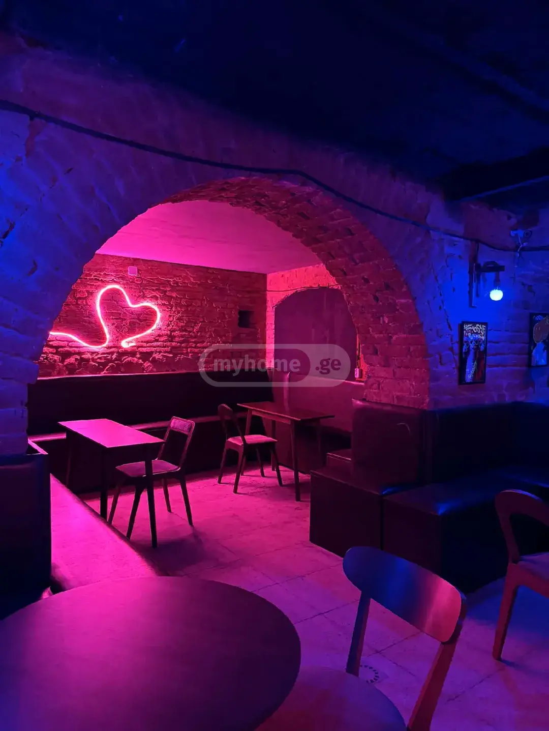 Food Object Commercial Area Daily Rent In Vera view 2