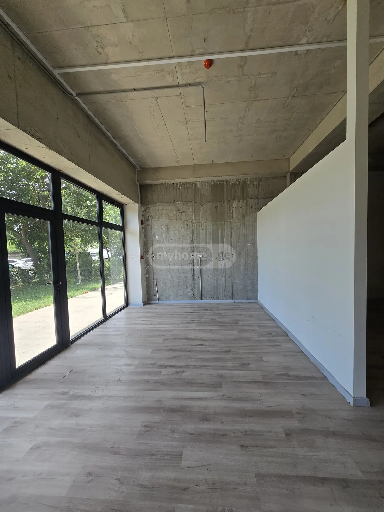 Universal Commercial Area For Rent In Samgori view 12