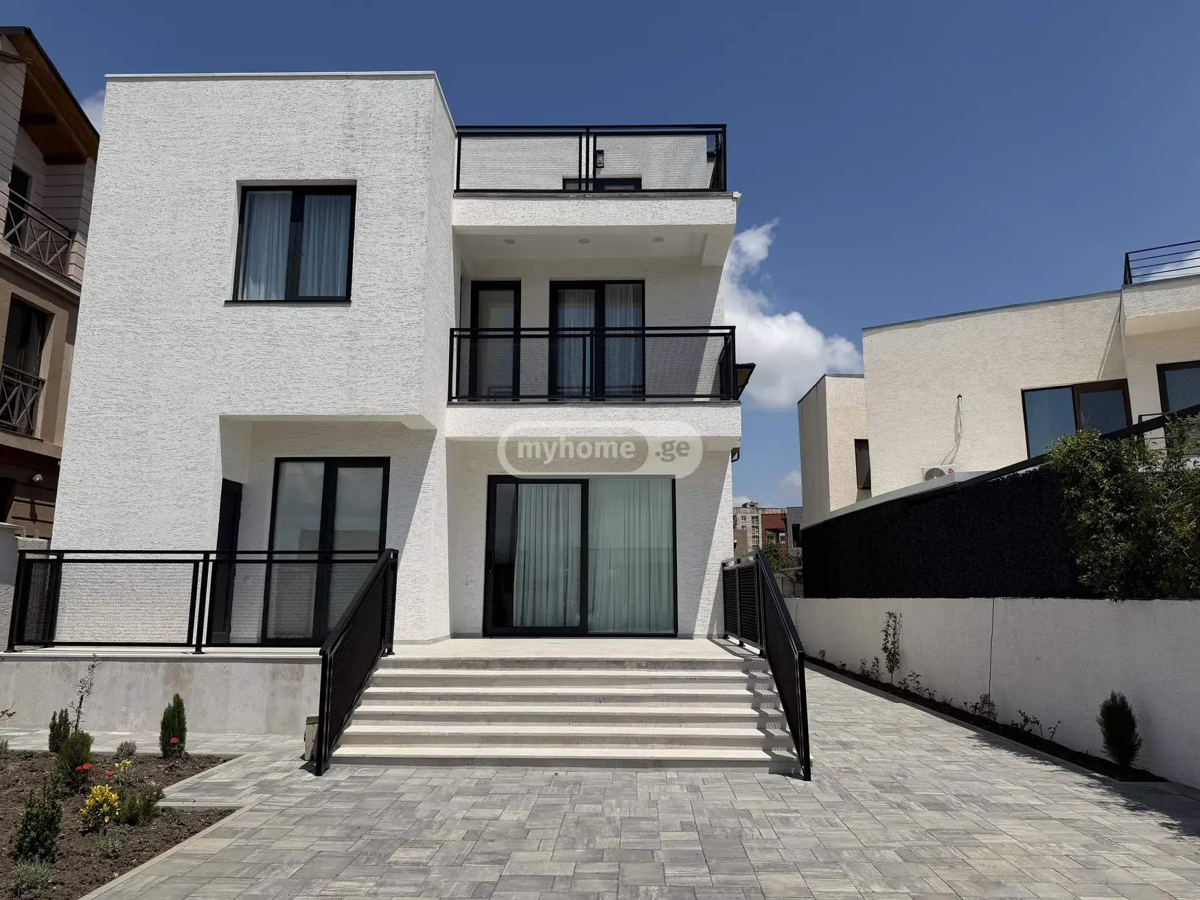 10+ Room Private House For Rent In Varketili view 1