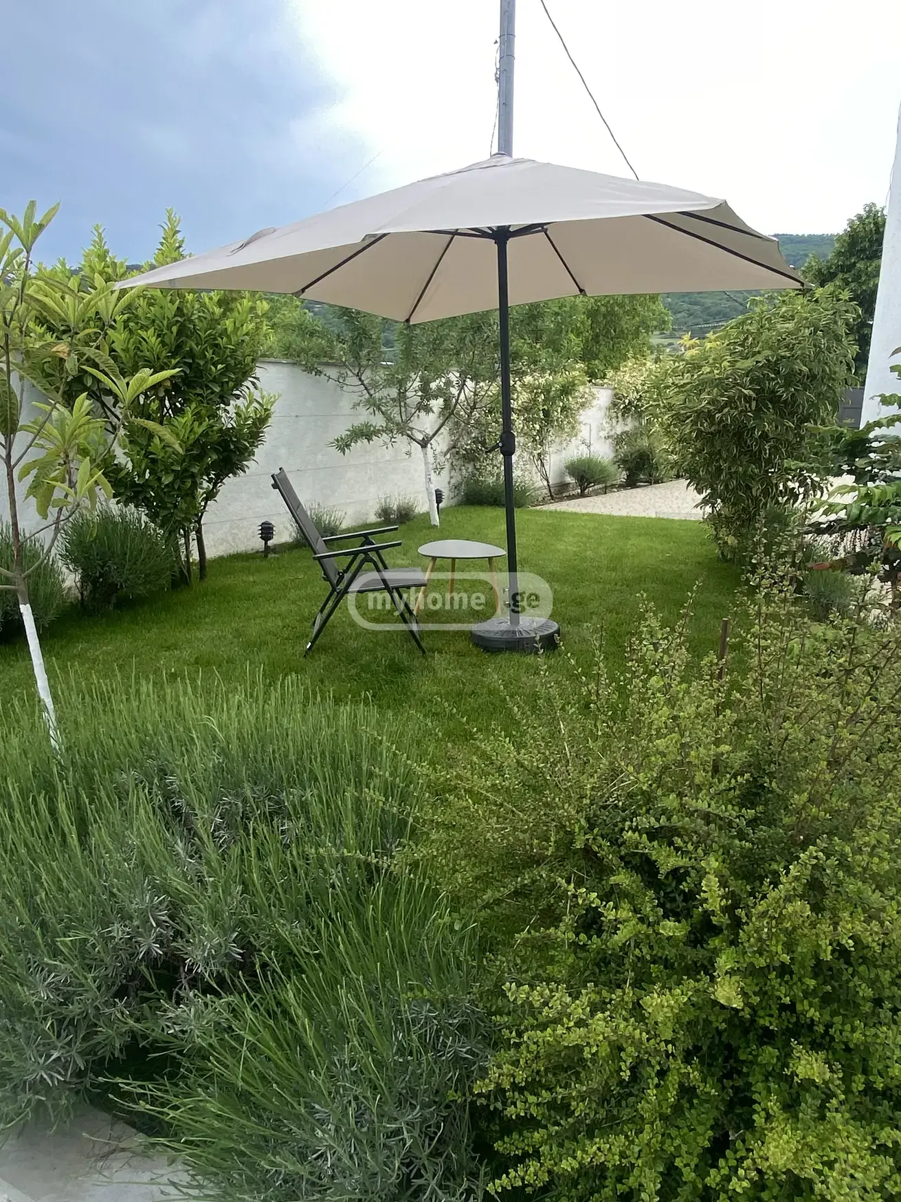 5 Room Private House For Rent In Sololaki view 3
