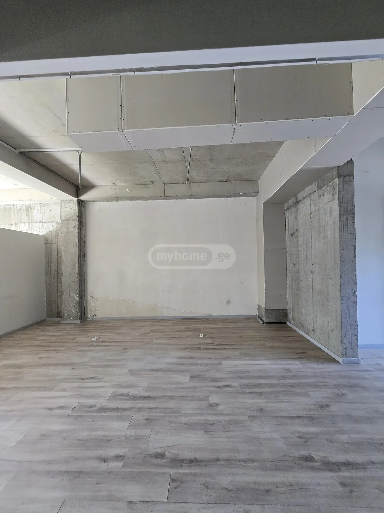 Universal Commercial Area For Rent In Samgori view 8